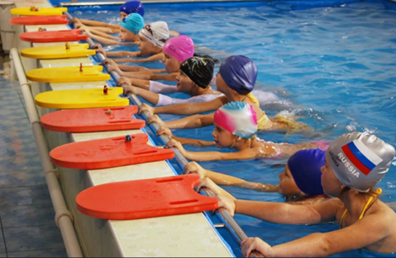индивидуальные занятия по обучению плаванию детей
